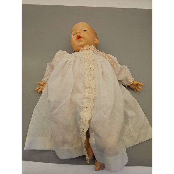 Vtg 1975 Madame Alexander VICTORIA Baby Doll #3746  Crier Squeaks - Picture 1 of 10